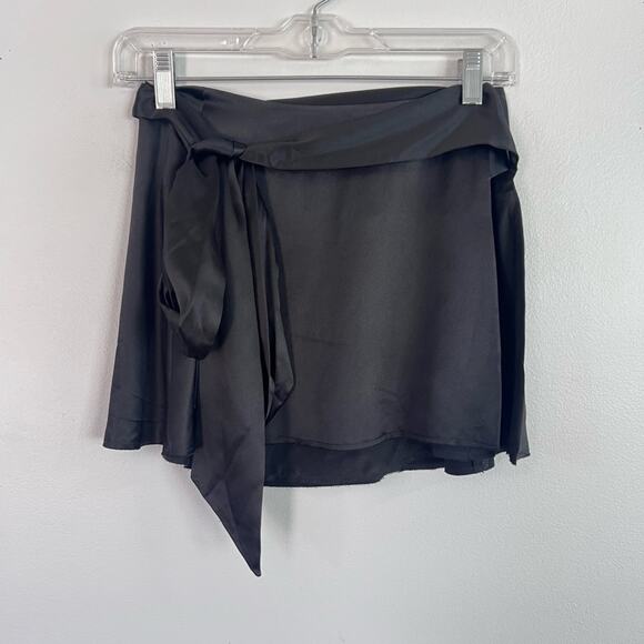 ARE YOU AM I Lilja Silk Wrap Mini Skirt Black Sz XS - Picture 3 of 8